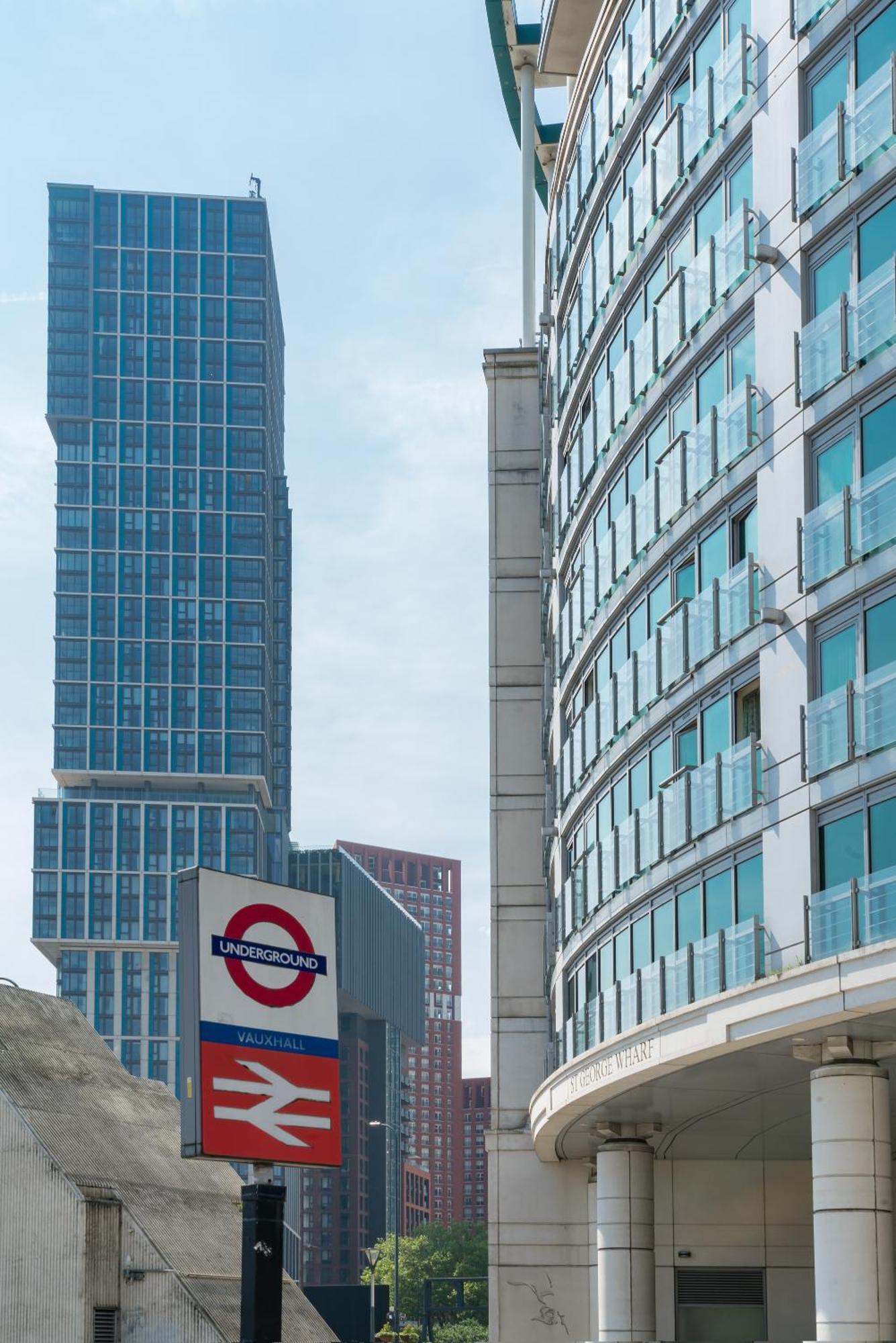 Vauxhall Luxury Manhattan Londra Exterior foto